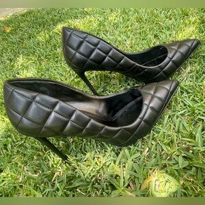 Steve Madden black pointed toe heels